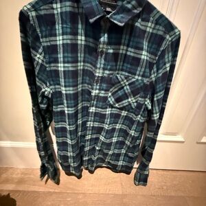 Men's Casual Plaid Shirt in Blue and Green